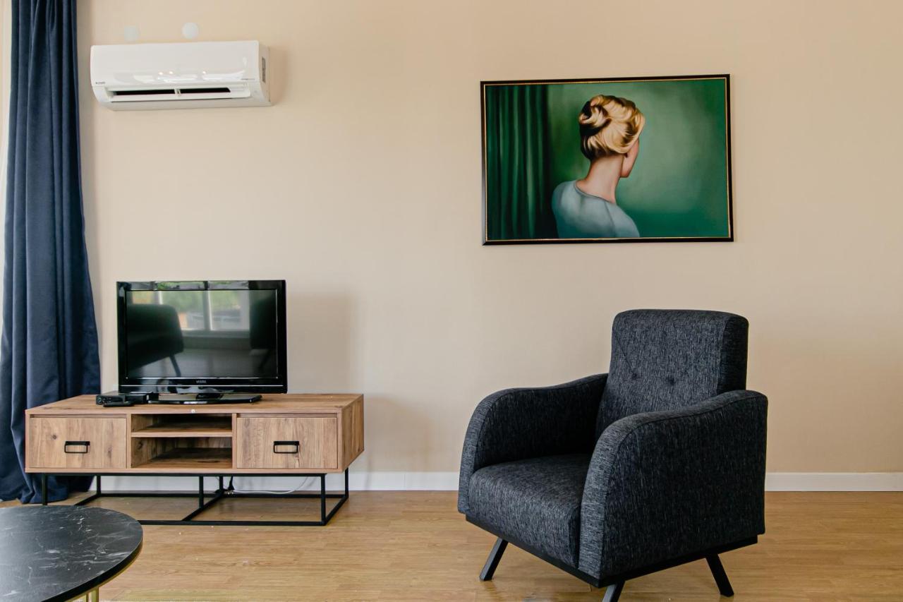 Apartament Lara *